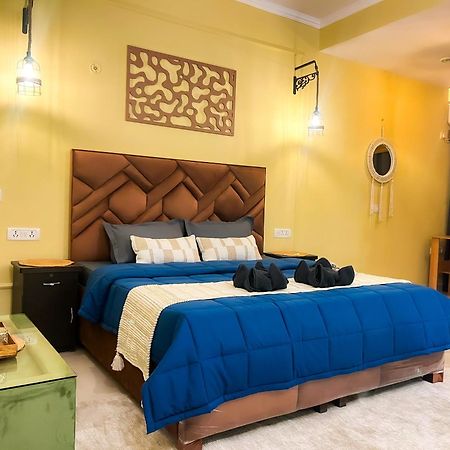 Atharva'S Homestay By Goaround Homes - Nehru Enclave Metro, South Delhi New Delhi Extérieur photo